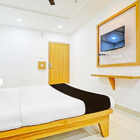 Super Hotel O Raipur Exterior photo