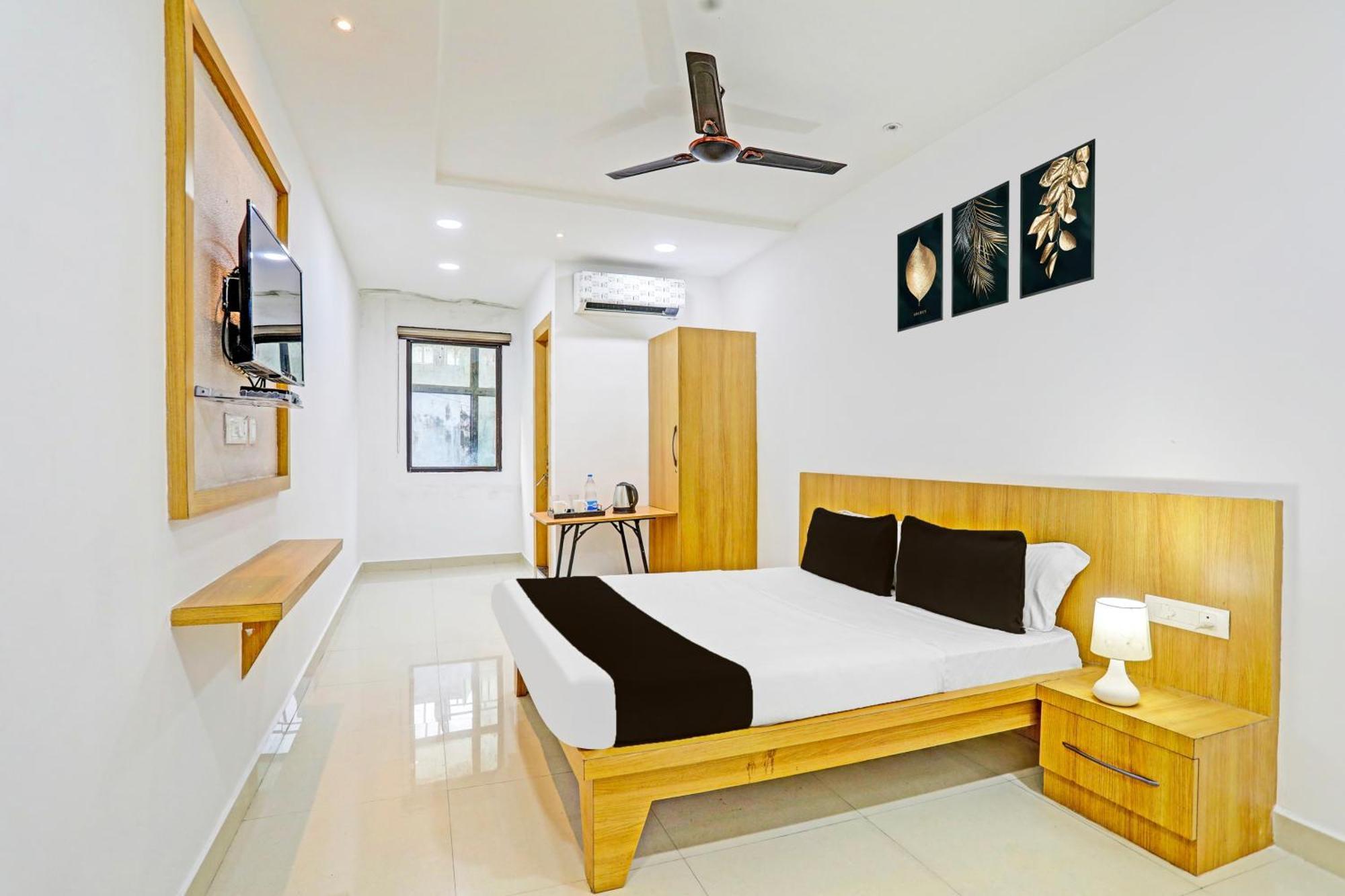 Super Hotel O Raipur Exterior photo
