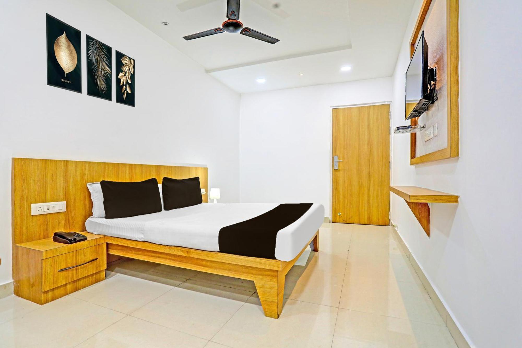 Super Hotel O Raipur Exterior photo