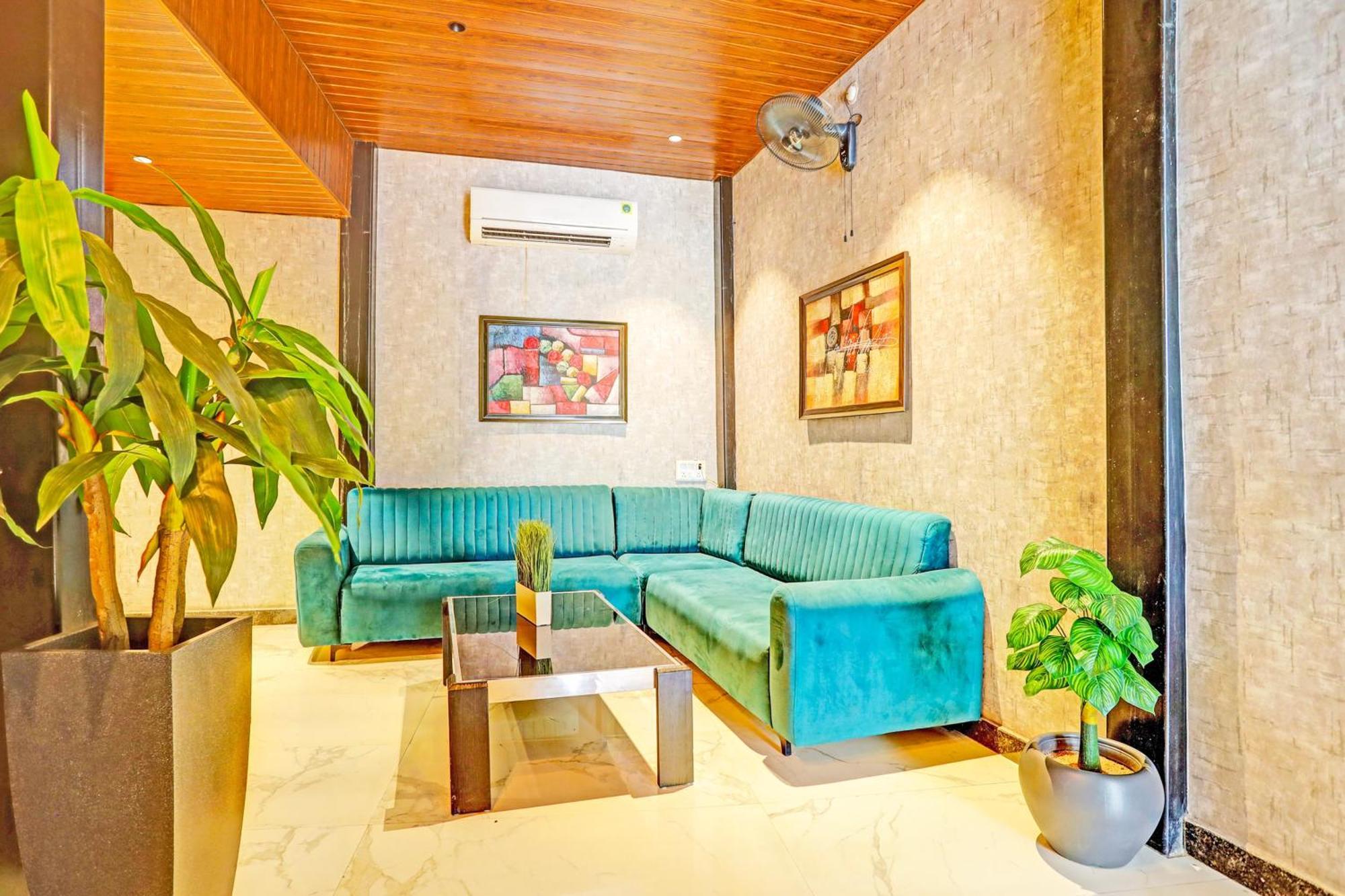 Super Hotel O Raipur Exterior photo